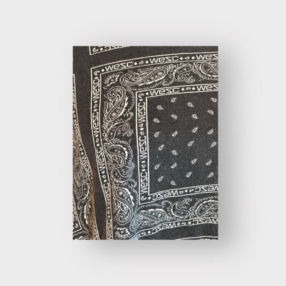 Mens WESC XXL Vintage Wash Paisley Print Tee - Picture 2 of 10